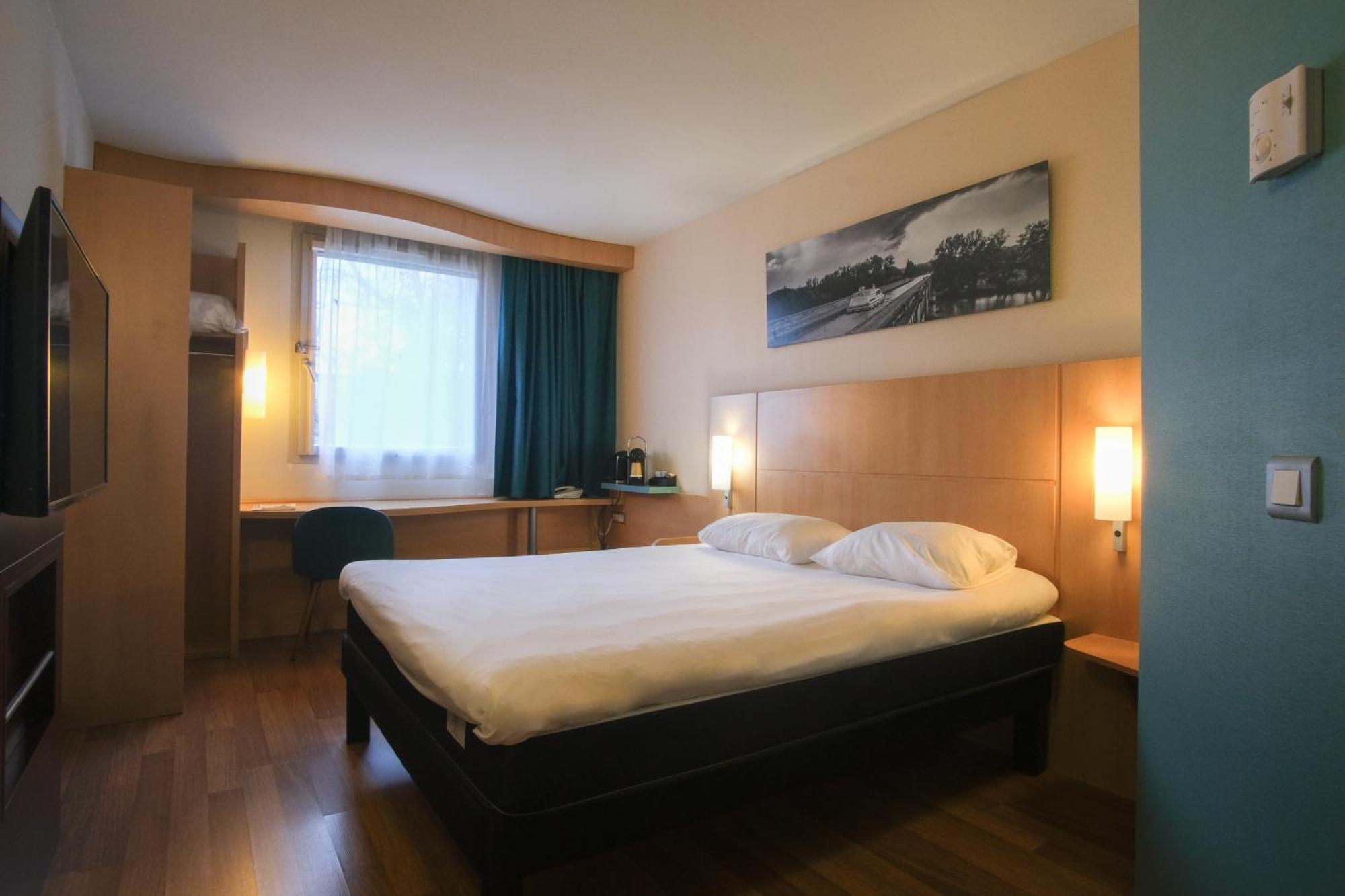 Hotel Ibis Toulouse Aeroport Blagnac Exterior foto