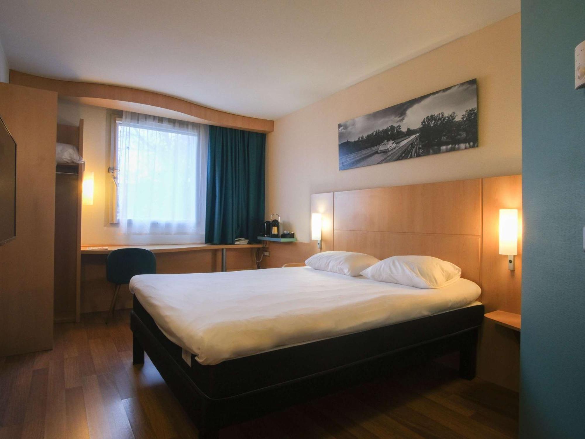 Hotel Ibis Toulouse Aeroport Blagnac Exterior foto