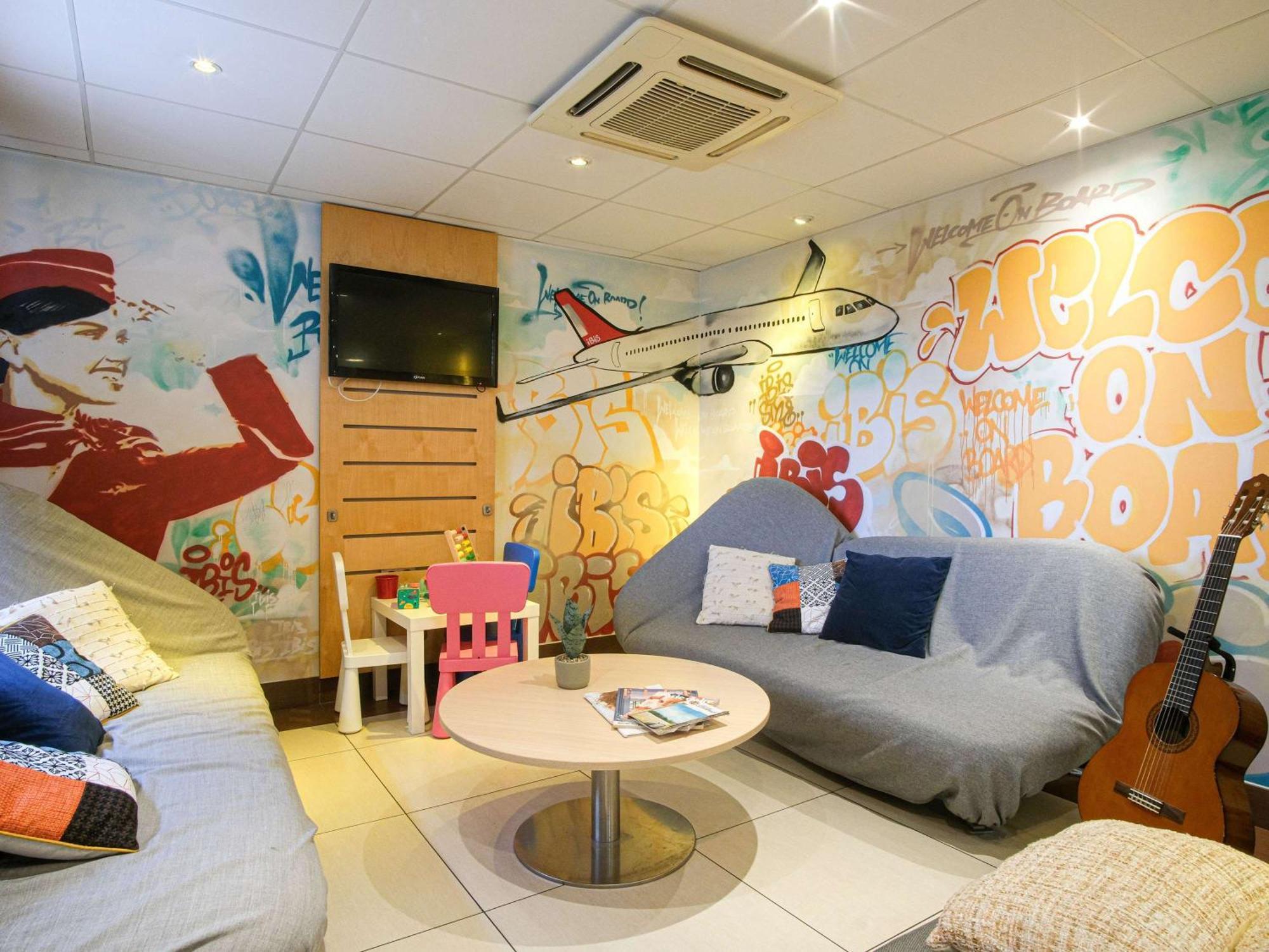 Hotel Ibis Toulouse Aeroport Blagnac Exterior foto