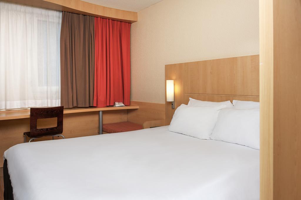 Hotel Ibis Toulouse Aeroport Blagnac Exterior foto