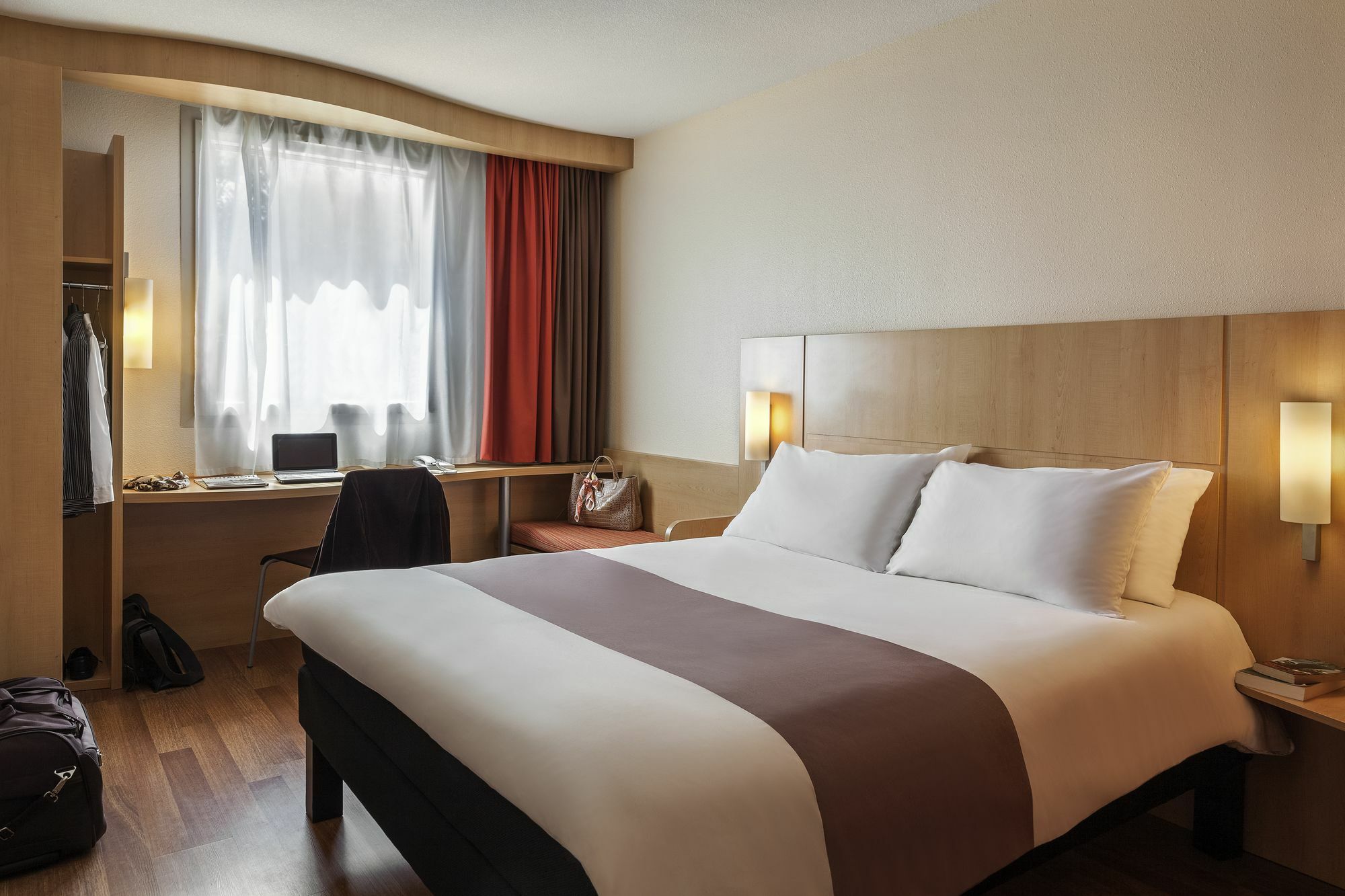 Hotel Ibis Toulouse Aeroport Blagnac Exterior foto