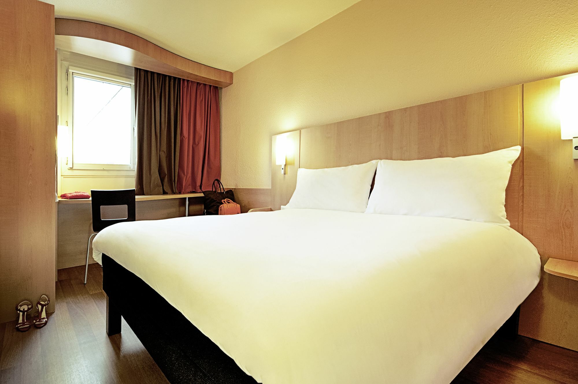 Hotel Ibis Toulouse Aeroport Blagnac Exterior foto